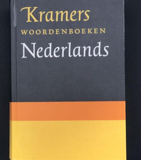 vermaard Nederlands woordenboek .